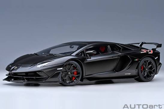 Lamborghini SVJ Black 1/24